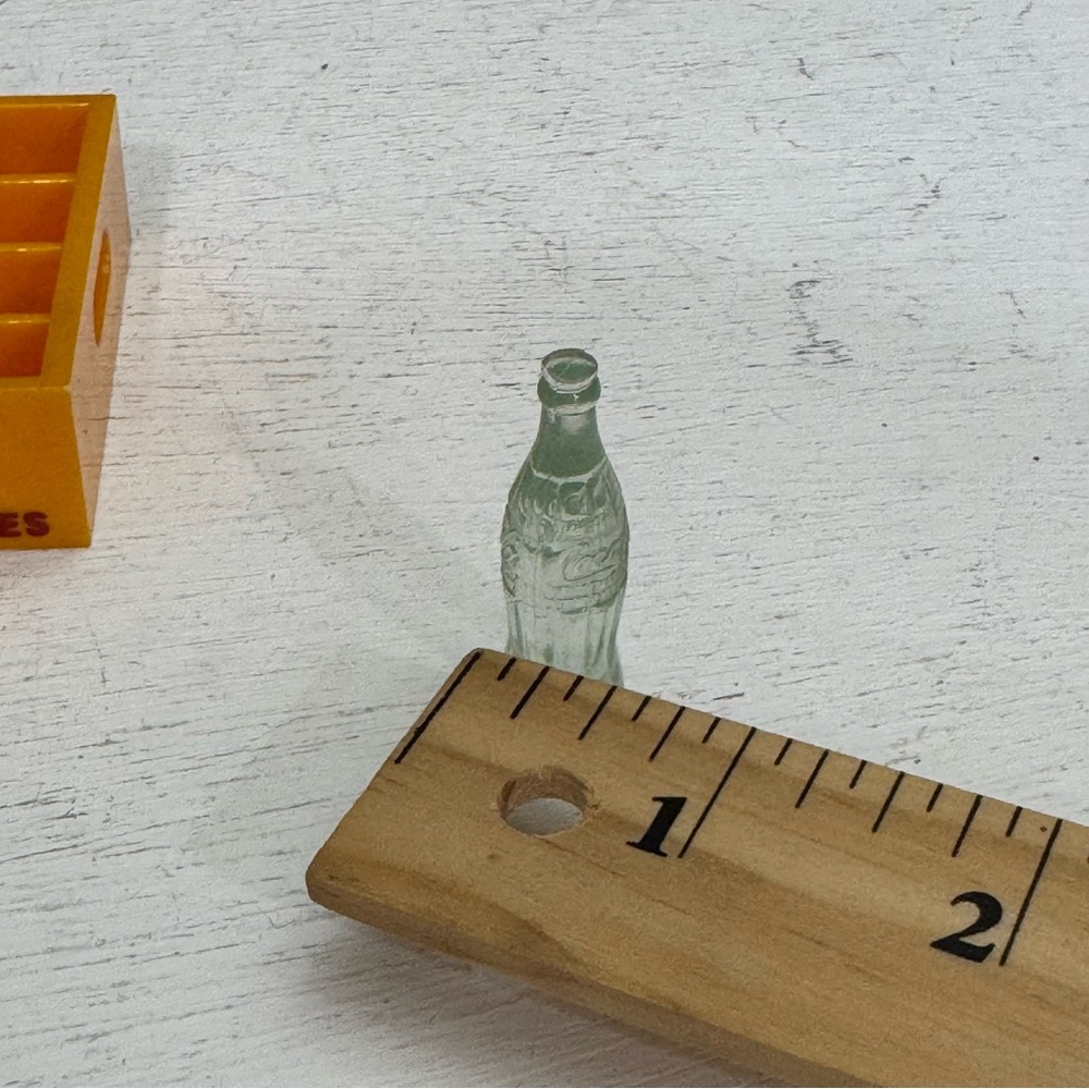 Green Miniature Glass Coca Cola Bottles In Crate - Picture 14 of 14